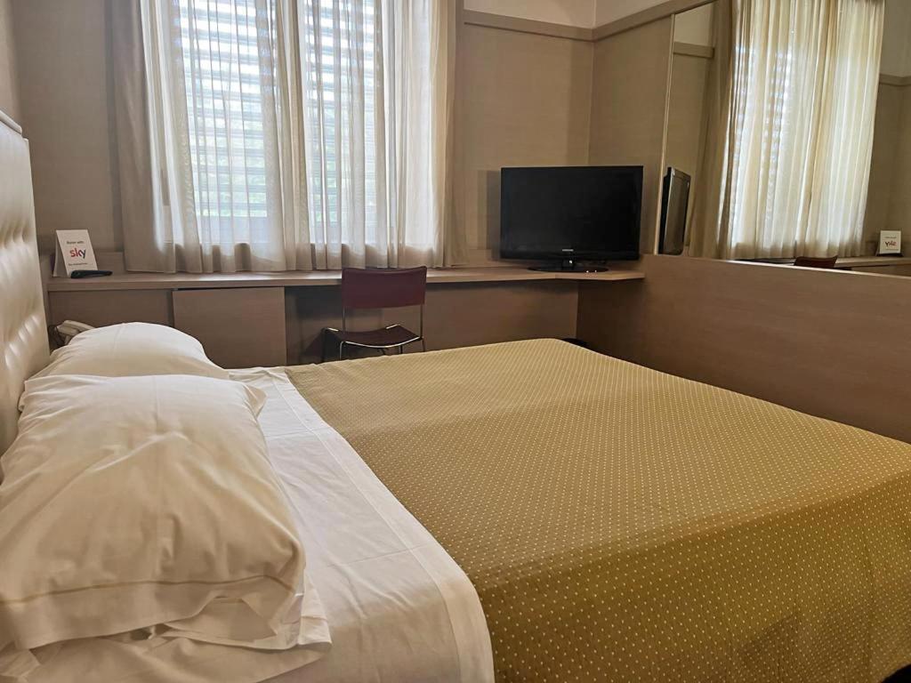 Viva Hotel Avellino Buitenkant foto