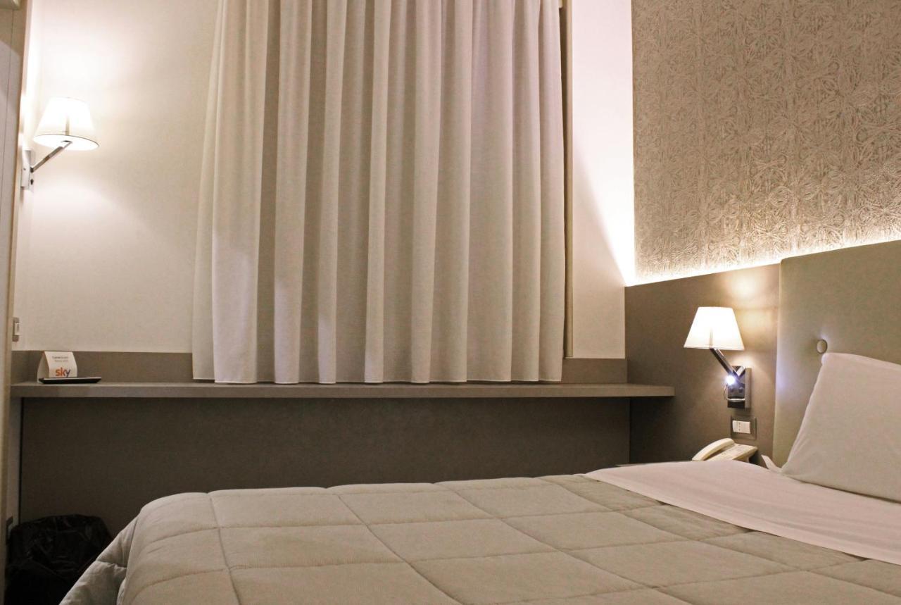 Viva Hotel Avellino Buitenkant foto