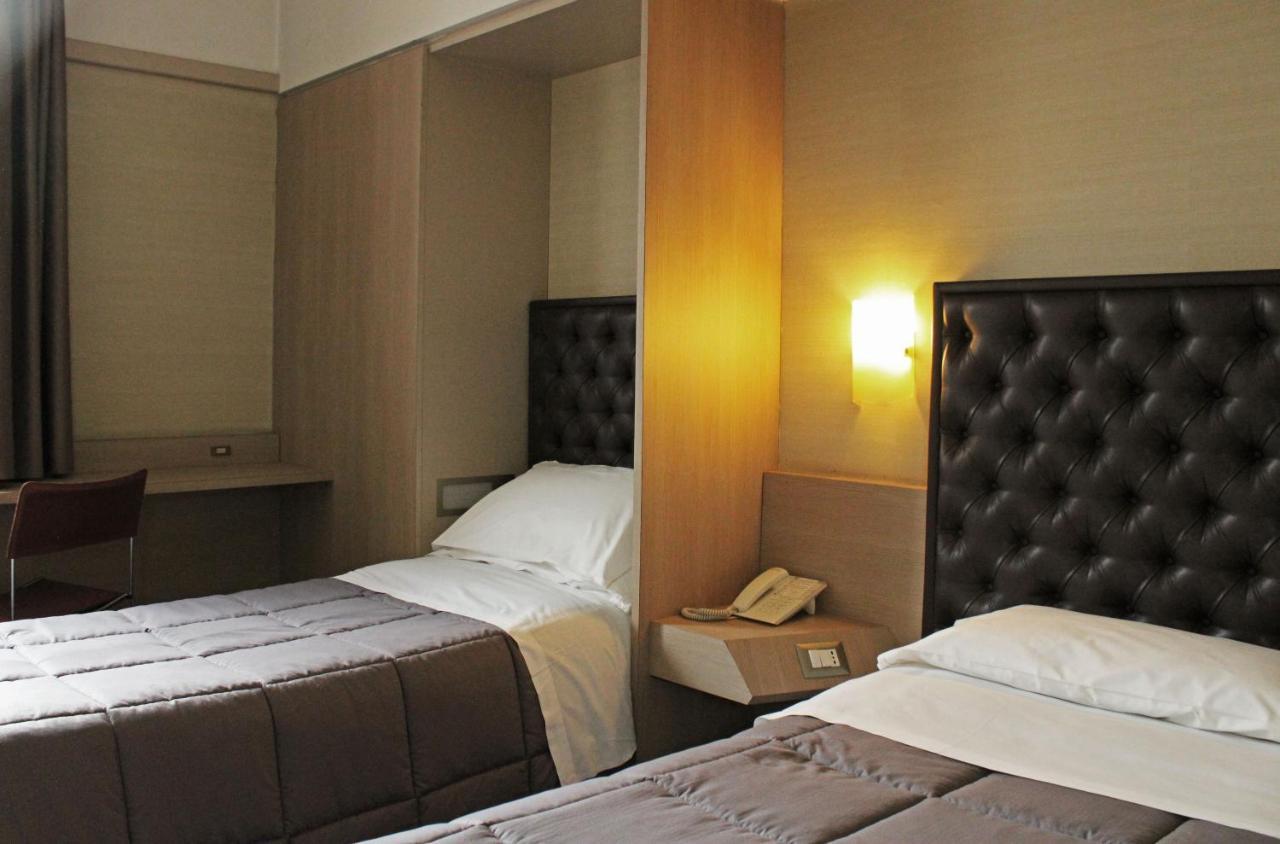 Viva Hotel Avellino Buitenkant foto
