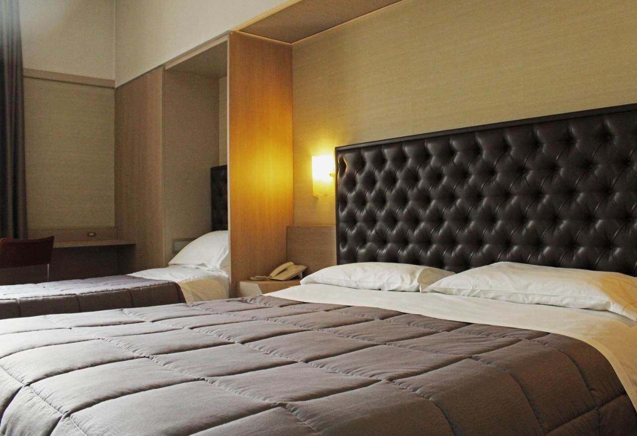 Viva Hotel Avellino Buitenkant foto