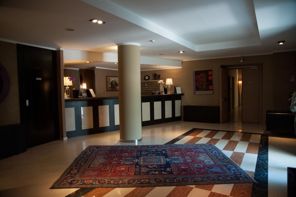 Viva Hotel Avellino Buitenkant foto