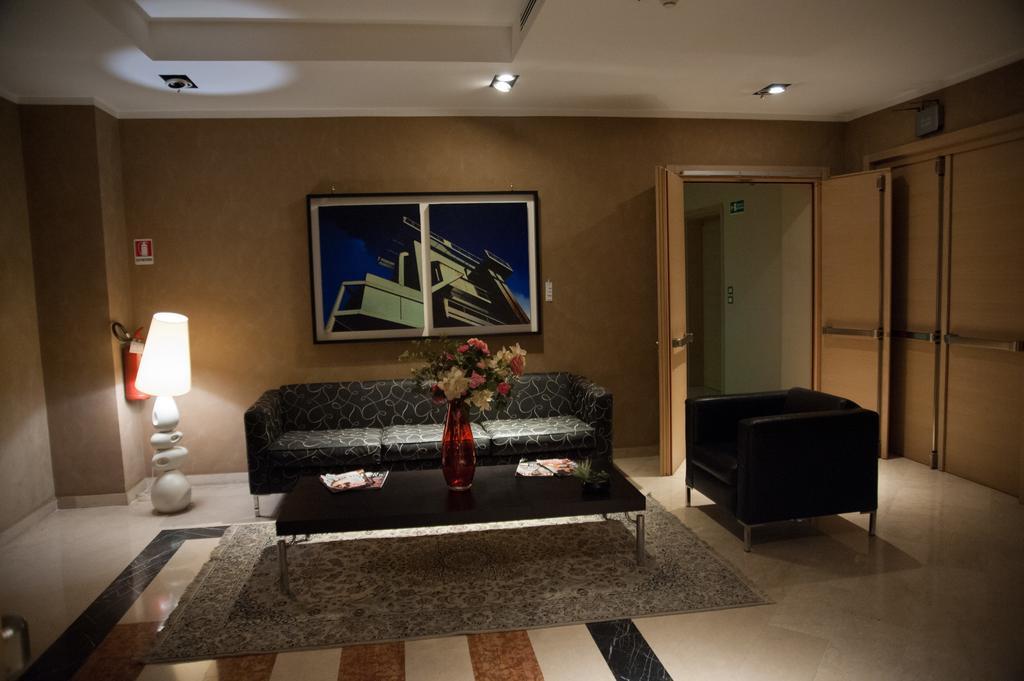Viva Hotel Avellino Buitenkant foto