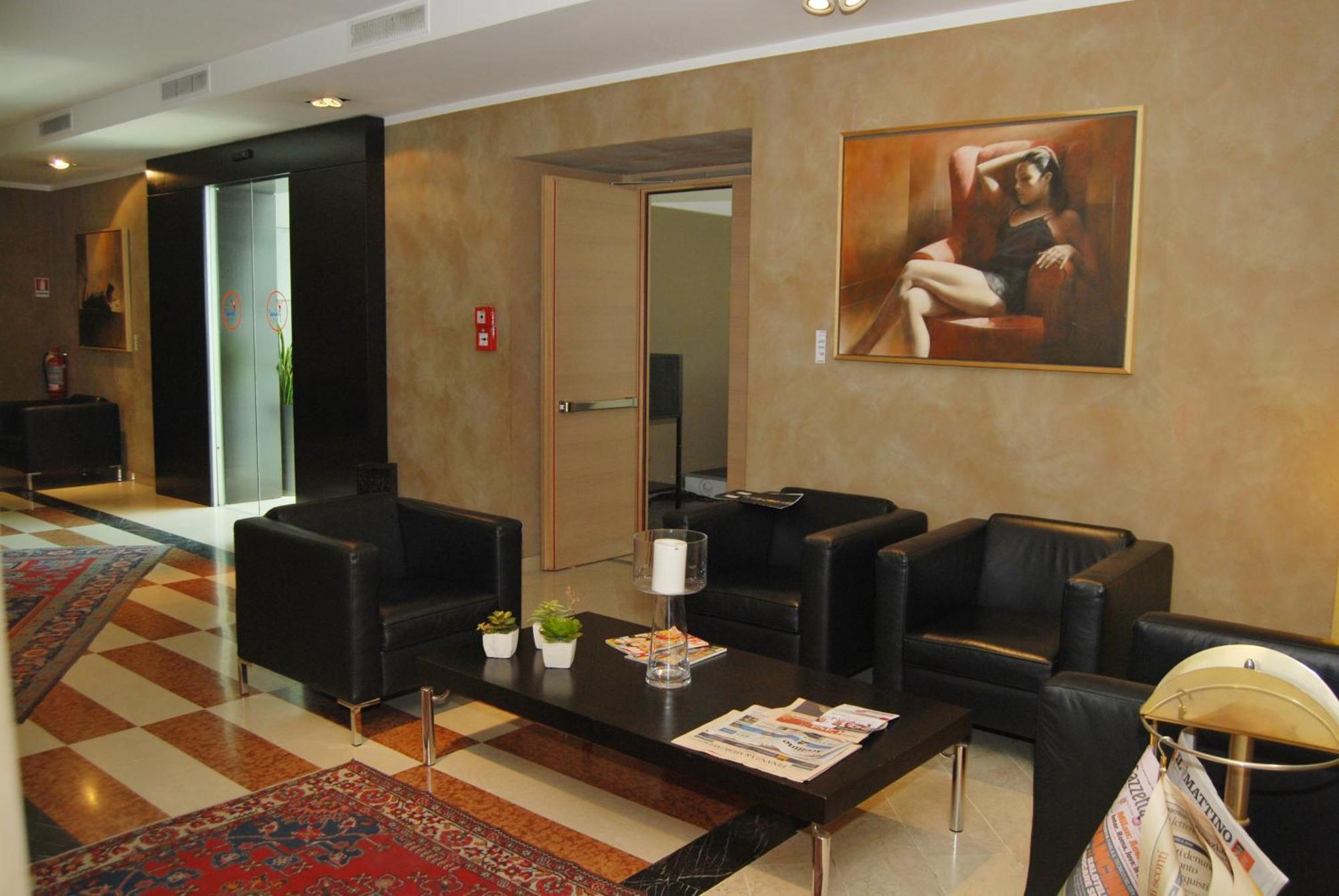 Viva Hotel Avellino Buitenkant foto